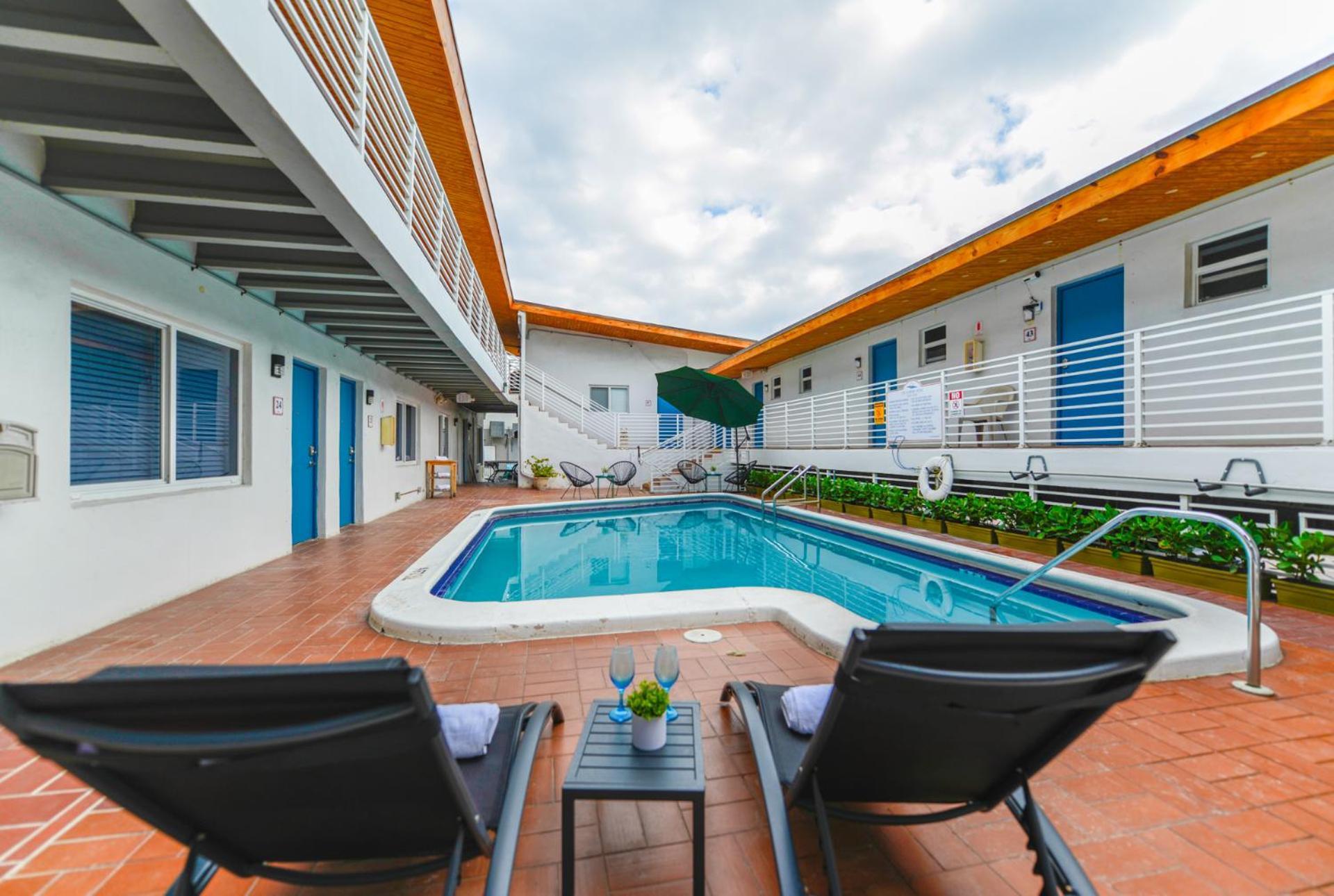 Spacious Studio With Balcony And Parking At The Beach -M46 Hollywood Exterior photo